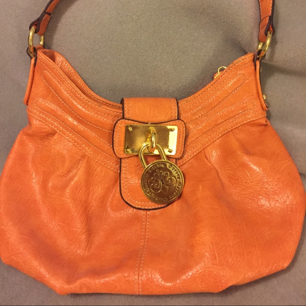 Dereon purse